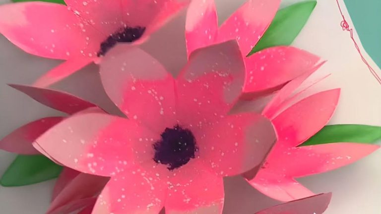 Atelier creativ de felicitări cu flori de Ziua Mamei