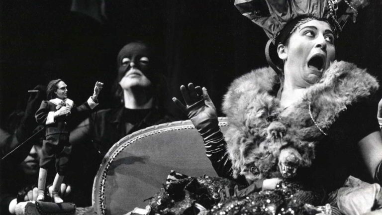 Călătoriile lui Gulliver - De la pamflet politic  la fenomen Pop culture