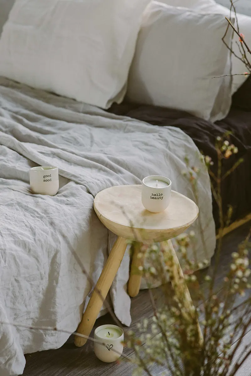 lumânări parfumate din ceară de soia Cup & Candle în cești vintage