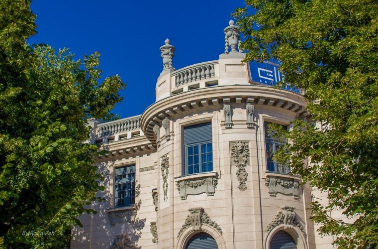 Descoperă zona Capitale – Dorobanţi – Tur ghidat prin Bucureşti | Fundația Calea Victoriei @ Metrou Victoriei