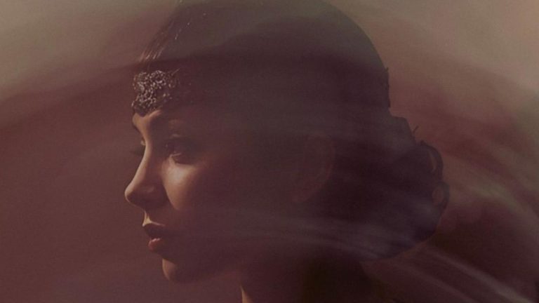 Academia Plăcerii - spectacol de teatru | poezie | pian live - ARTIZ Theatre Company