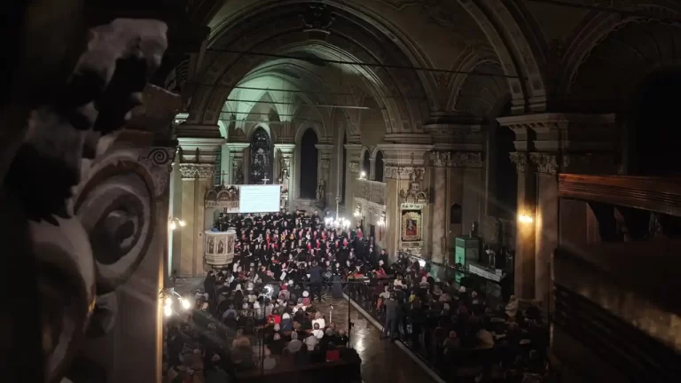 Un parcurs muzical al reflecției în Săptămâna Mare: Stabat Mater la Filarmonica Brașov