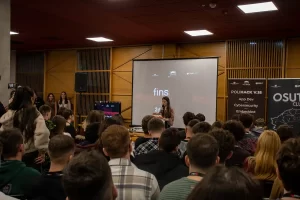 PoliHack v.19: 48 de ore de inovație, tehnologie și competiție la Cluj-Napoca