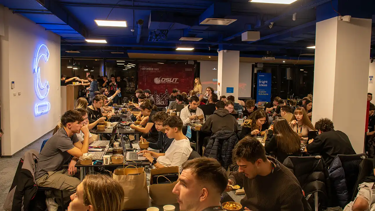 PoliHack v.19: 48 de ore de inovație, tehnologie și competiție la Cluj-Napoca