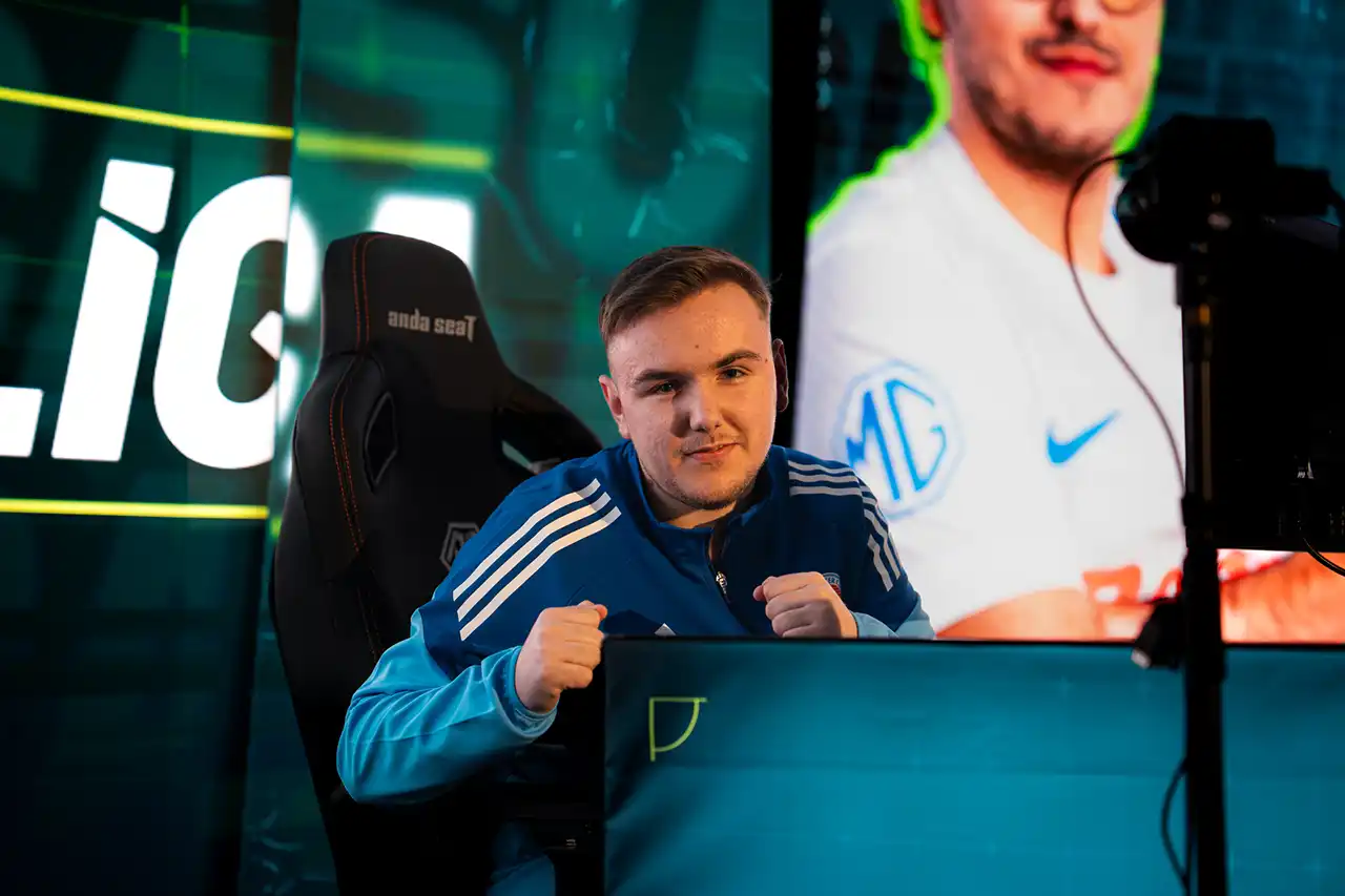 CFR Cluj, FC Rapid și Universitatea Craiova se luptă pentru trofeul eSuperliga și un loc &icirc;n eChampions League