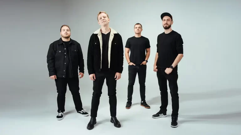 :umbra lansează single-ul „Stau cu ochii pe ușă” printr-un concert pe 21 aprilie, la Expirat