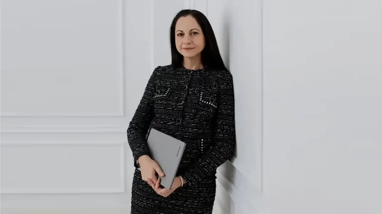 Când cinemaul devine un mod de a fi împreună | Interviu cu Mirona Radu, director Film O'Clock International Festival