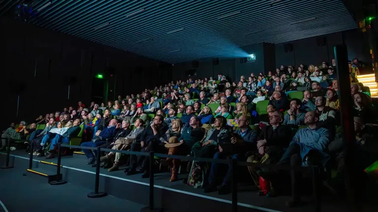 Singurul program de finanțare locală din România dedicat exclusiv organizării de evenimente cinematografice