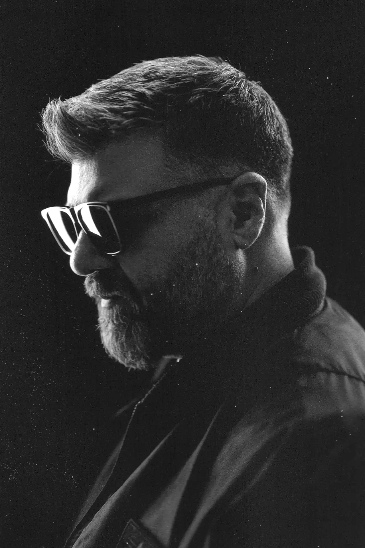 Grasu XXL lansează al doilea single &mdash; &bdquo;Vremea impostorilor&rdquo;, de pe albumul &bdquo;M&acirc;ine nu-i promis&rdquo;