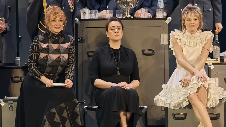 „Trei surori” de A.P. Cehov, în regia lui Dragoș Huluba – premieră la Teatrul de Comedie