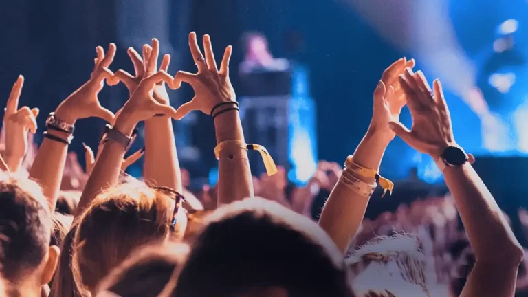 Revolut și Eventim România anunță un parteneriat pentru plăți online rapide și simple