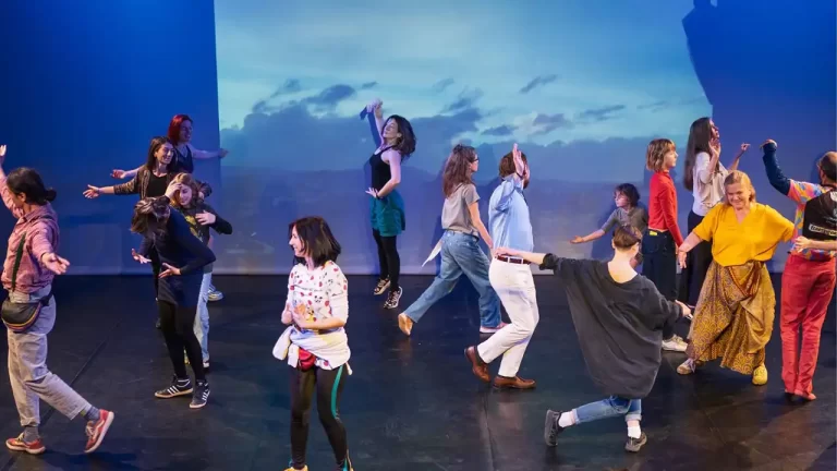 Ziua Internațională a Dansului 2026: mesaj UNESCO și un semnal de alarmă din România