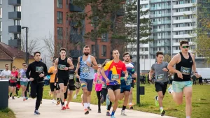 Clujul aleargă din nou pentru o cauză bună la Crosul Universității Tehnice