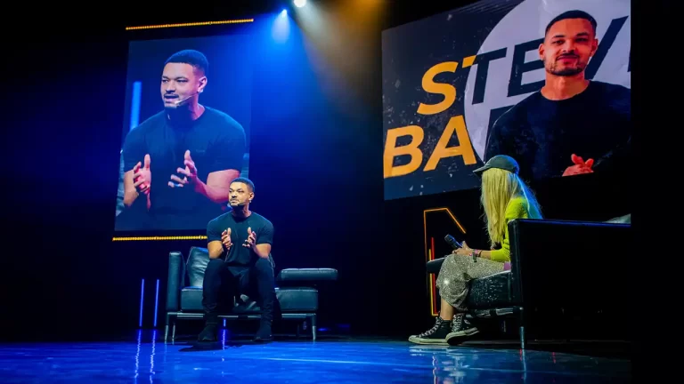 FOMO - The Festival Of Modern Owners a lansat accesul la Mainstage: trei zile alături de unii dintre cei mai relevanți lideri globali ai momentului: Mika Häkkinen, Chris Do, Codie Sanchez, Vishen Lakhiani 