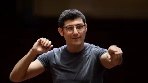 Doi invitați speciali din Italia pe scena Sălii Radio: dirijorul Giulio Prandi și soprana Eleonora Bellocci