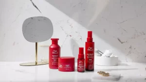 Păr creț fără frizz: cum îți transformi buclele într-o versiune disciplinată, hidratată și perfect definite?