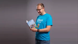 Alec Blenche la Timișoara: lansare „Jurnalul unui fotbalist de buzunar”, spectacol pentru copii și întâlnire cu jucătorii Politehnica Timișoara