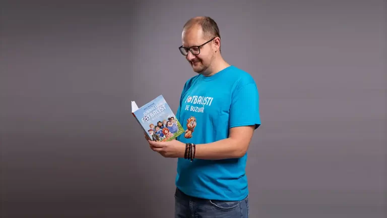 Alec Blenche la Timișoara: lansare „Jurnalul unui fotbalist de buzunar”, spectacol pentru copii și întâlnire cu jucătorii Politehnica Timișoara