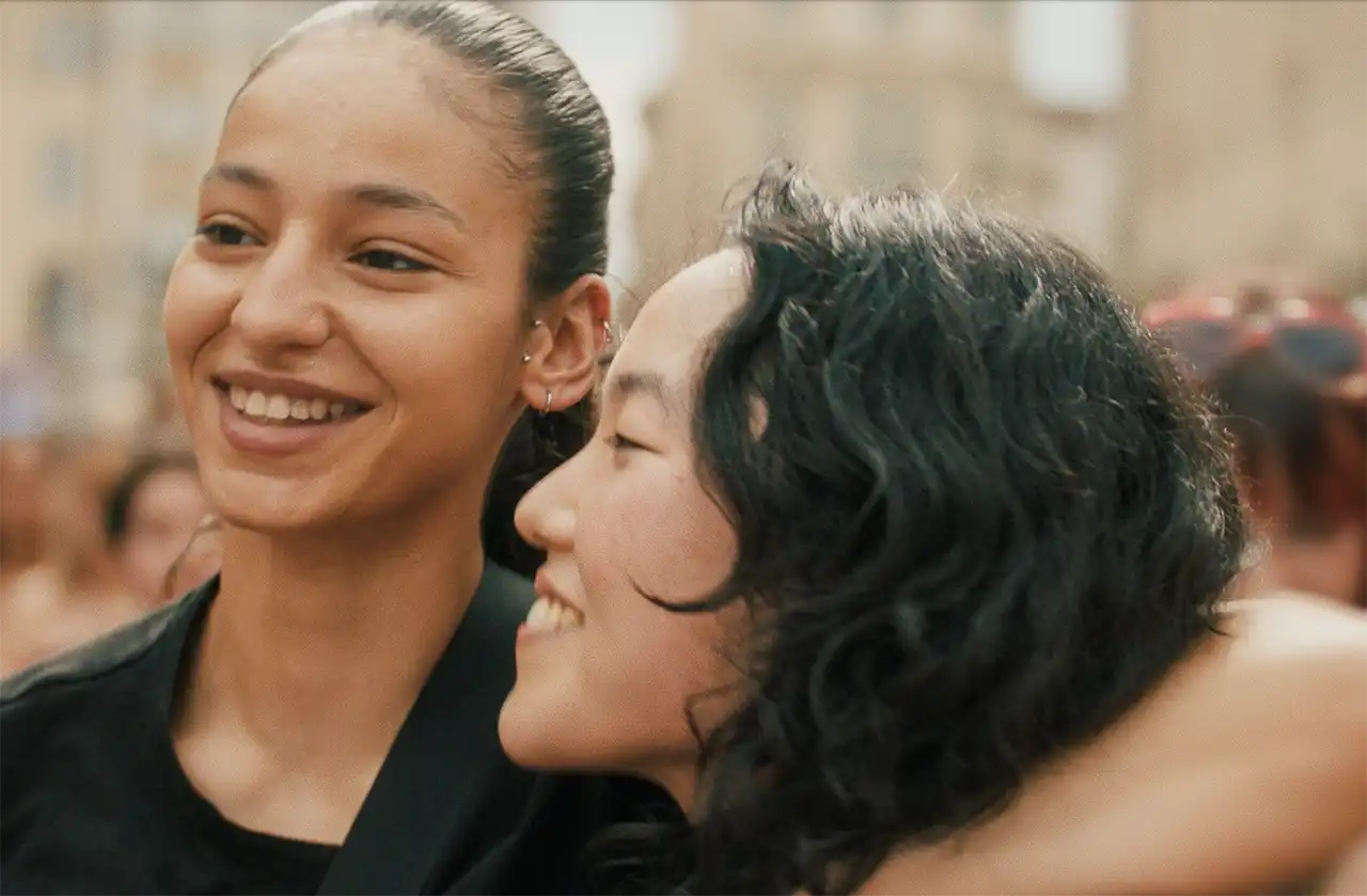 Sora cea mică, c&acirc;știgător al Premiului pentru Cea mai bună actriță &icirc;n competiția oficială de la Cannes, intră &icirc;n cinematografele din Rom&acirc;nia