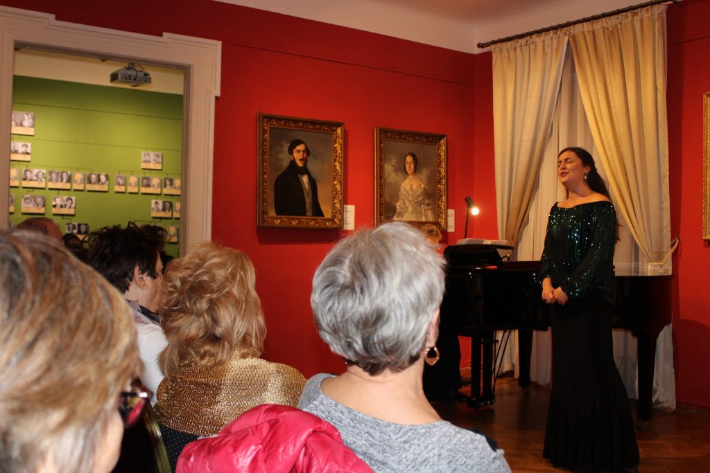 Recitalul de la ora cinci - De la Bach la Mozart @ Muzeul „Casa Mureșenilor” Brașov