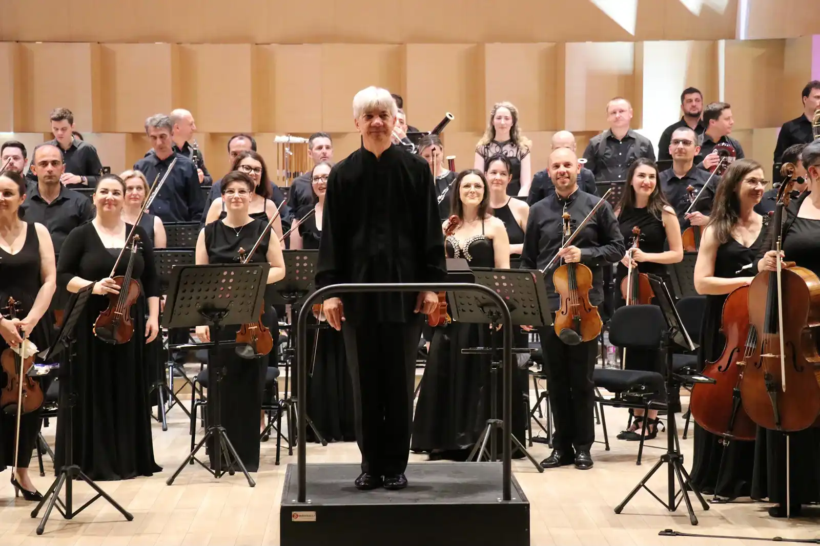 Florin Ionescu-Galați interpretează două concerte de Bach joi seară la Filarmonica Brașov