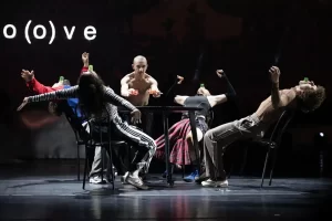 GRO(O)VE sau Once is not enough