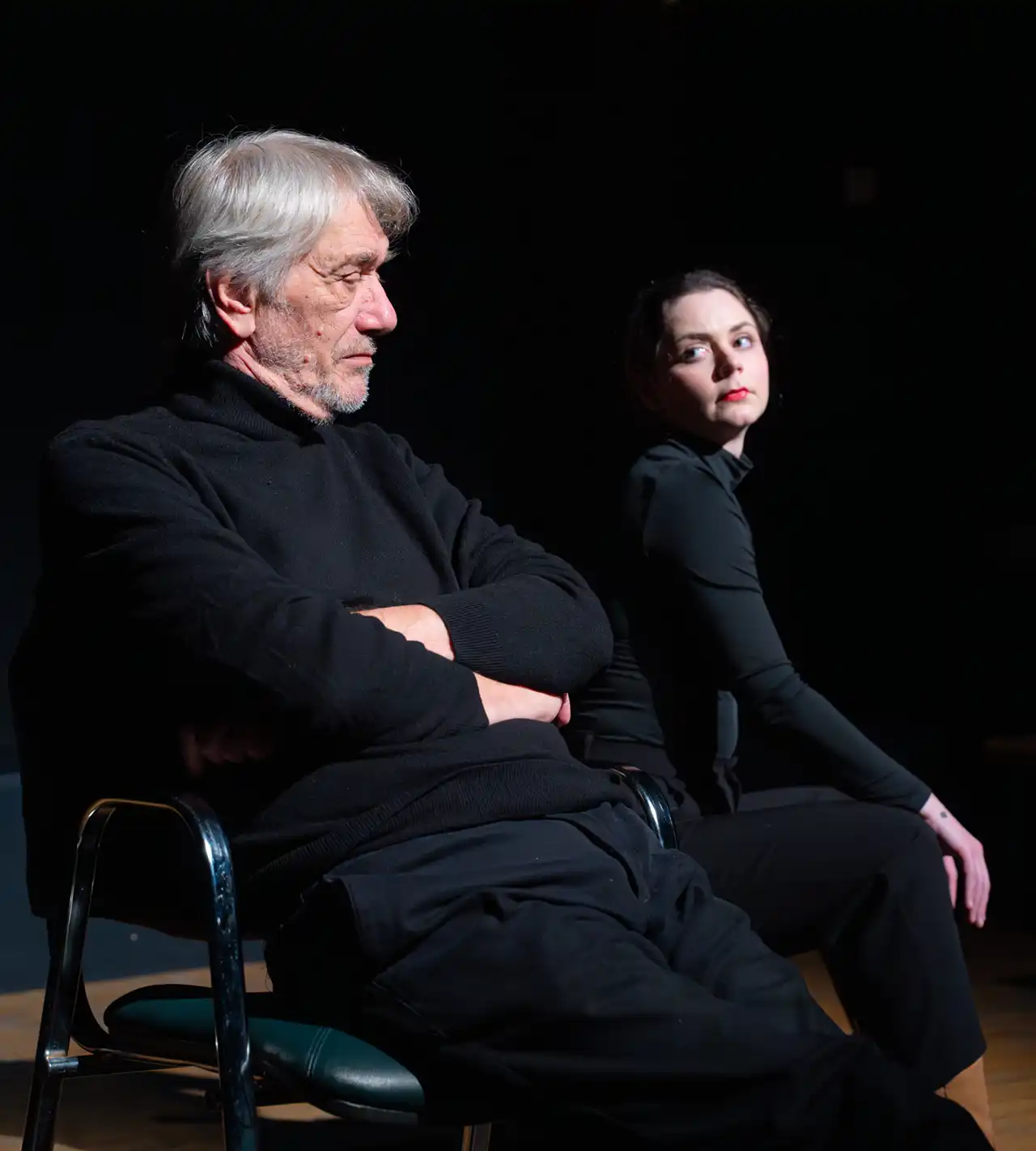 Hoinar.Unbroken la Teatrul ACT: O hartă a rezilienței desenată prin teatru și muzică