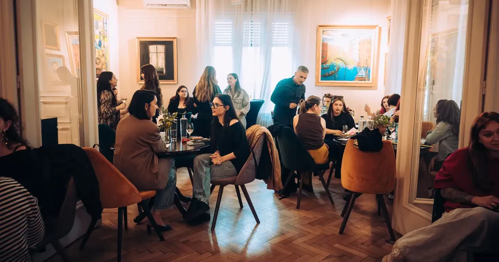 O nouă generație de femei în music business: A început Women in Music Mentorship Program