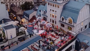 BARTINI Rooftop, primul Martini Cocktail Bar din România, redeschide terasa la capacitate completă