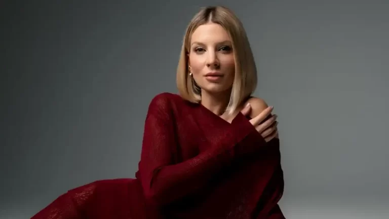 Ana Baniciu deschide line-up-ul concertului ORCHESTRONIC de la Arenele Romane