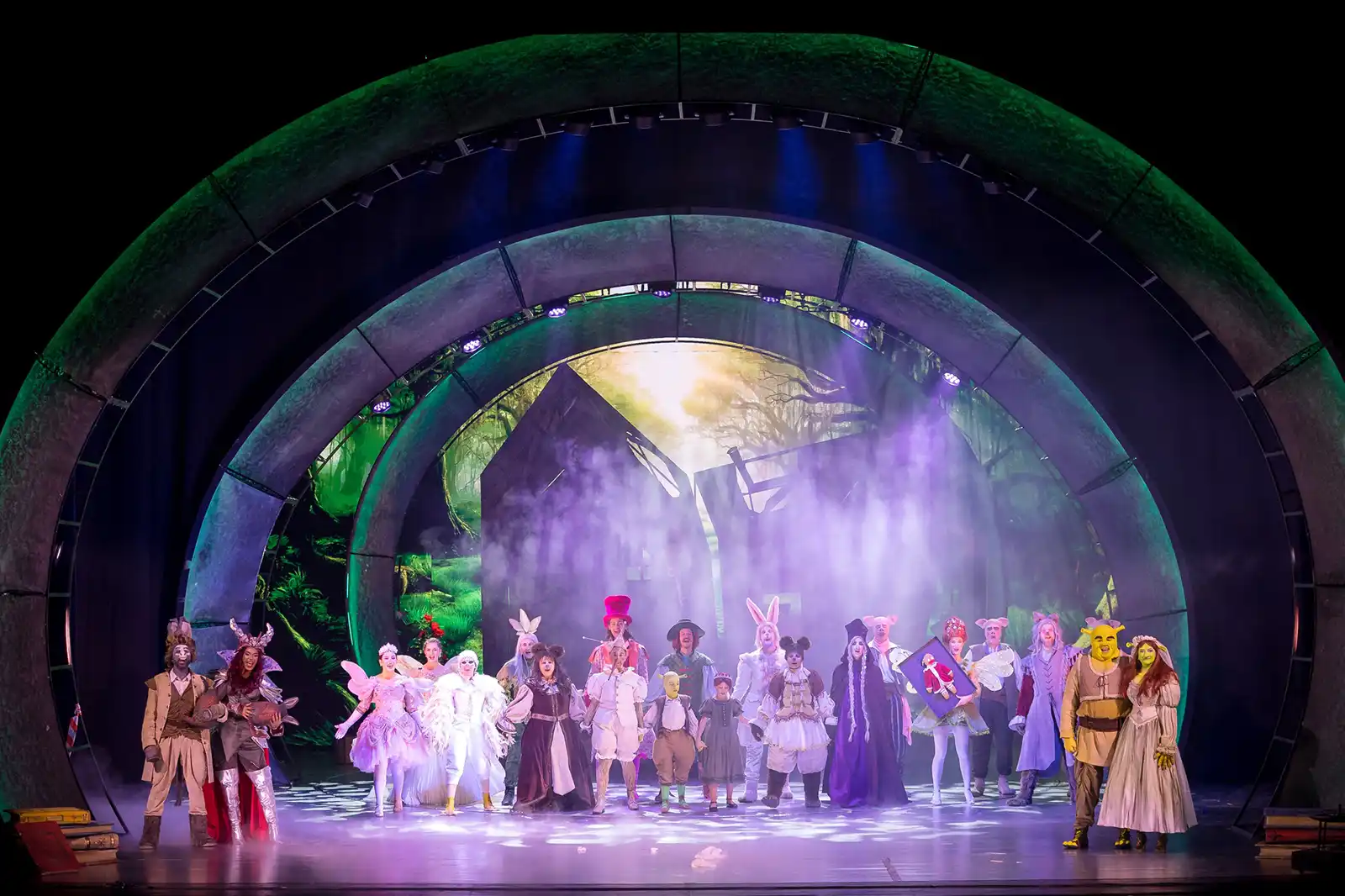 De pe Broadway la București, Shrek Musicalul revine pe scena ONB de Ziua Copilului. Horia Brenciu, &icirc;n rolul căpcăunului simpatic