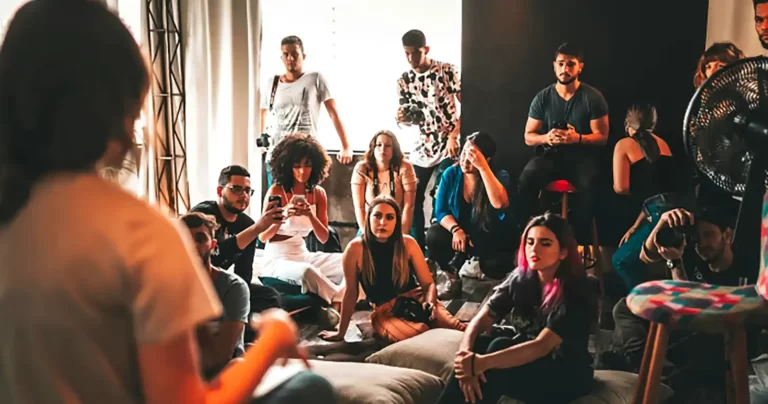 Locuri gratuite pentru studenți la școlile de vară organizate de Fundaţia Calea Victoriei și susținute de Garanti BBVA