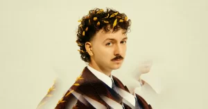 Interviu RAZI: „Îmi doresc să împart iubire prin muzica mea"