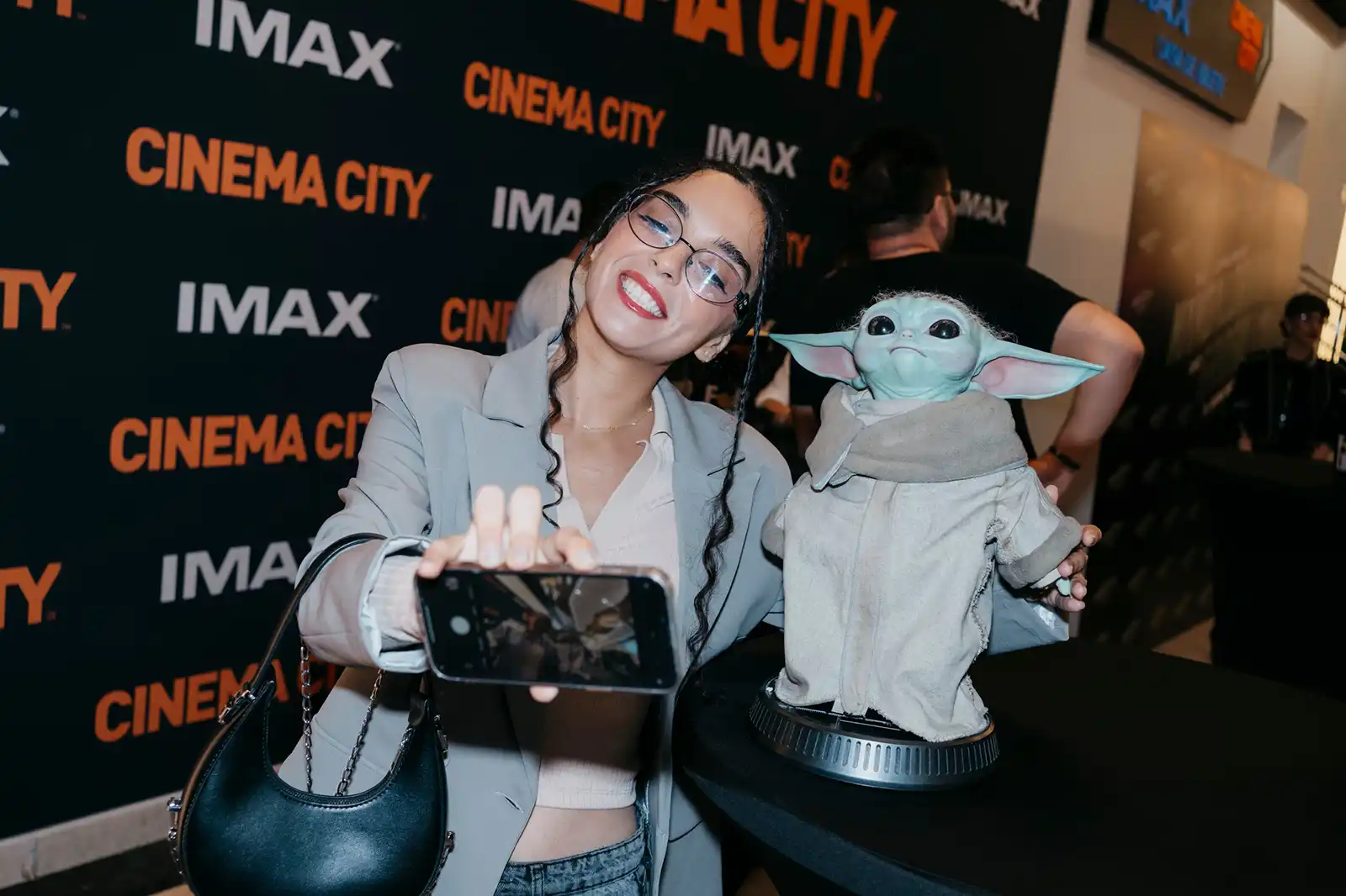 &bdquo;Star Wars: The Mandalorian and Grogu&rdquo; a reunit generații &icirc;ntregi de fani la avanpremiera din Rom&acirc;nia