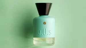 AMBRASER by J. U. S. parfumul lunii mai 2026