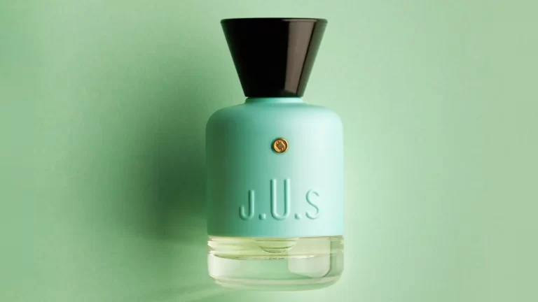 AMBRASER by J. U. S. parfumul lunii mai 2026