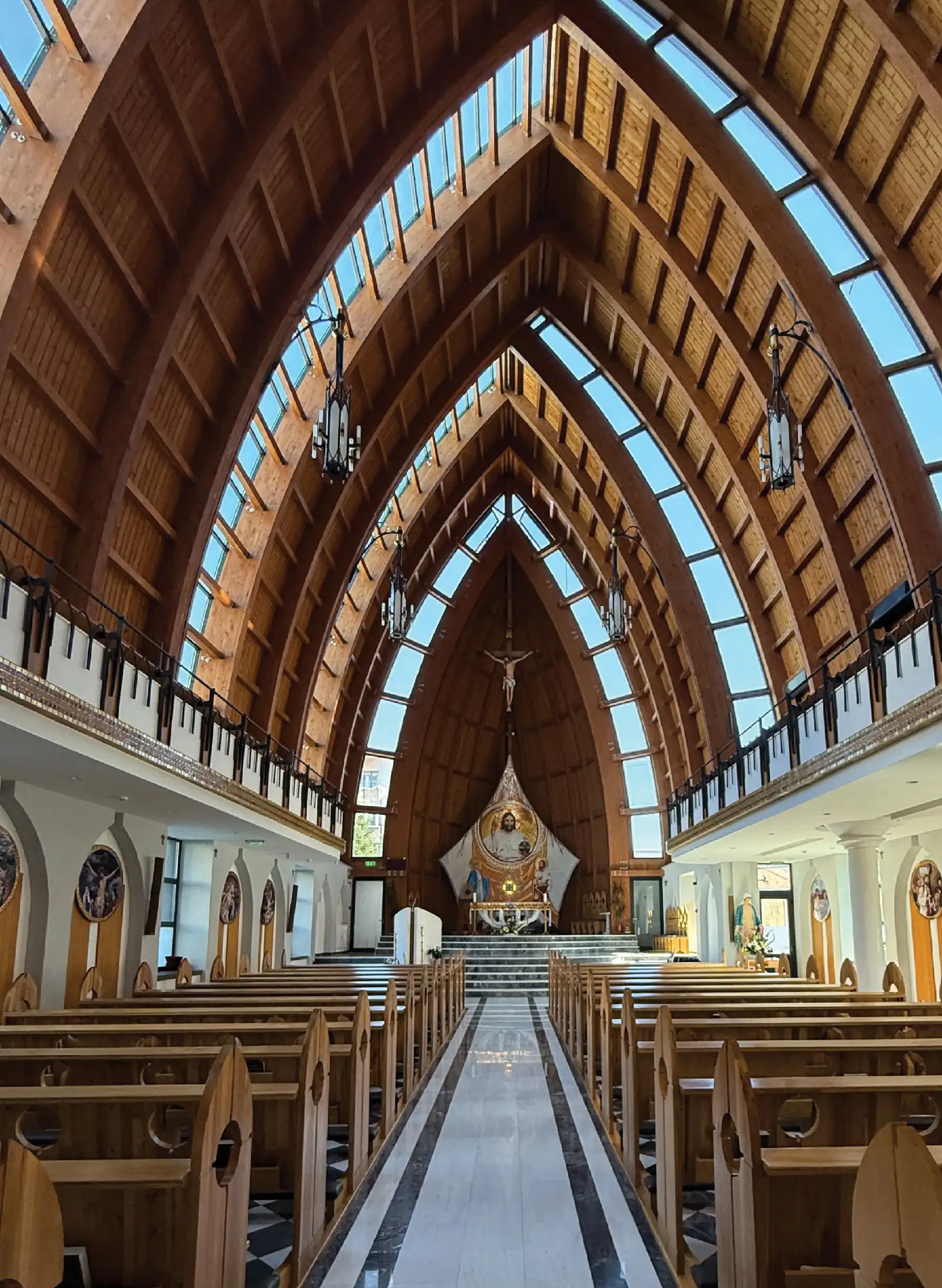 Arhitectura credinței - Biserica Sfântul Iosif Muncitorul din Piatra Neamț