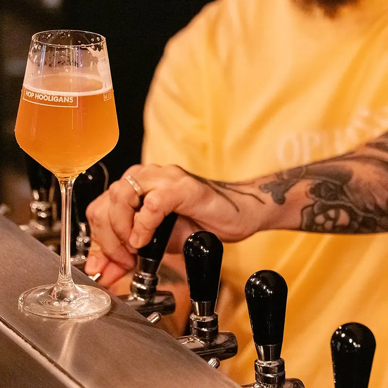 Hop Hooligans Taproom - Ghid de iesit la bere in Bucuresti 2026