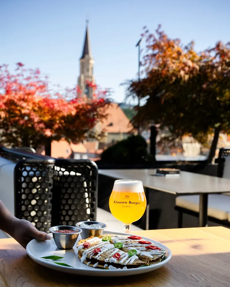 Klausen Burger Cluj Top 6 Rooftop de primavara