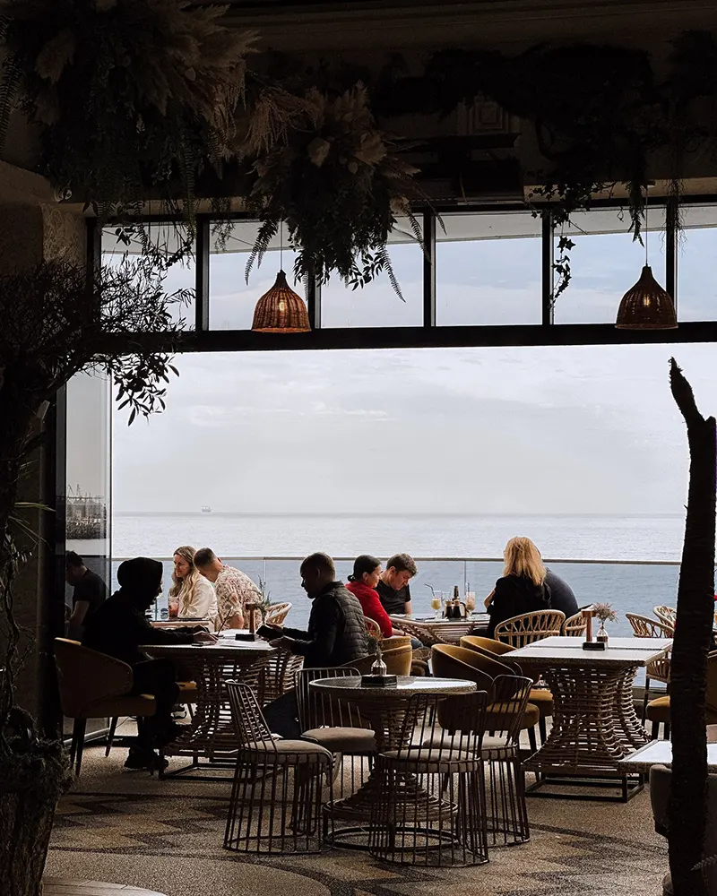 terasa The view Constanmta Top 6 Rooftop de primavara
