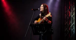 Interviu cu artista Alina Manole