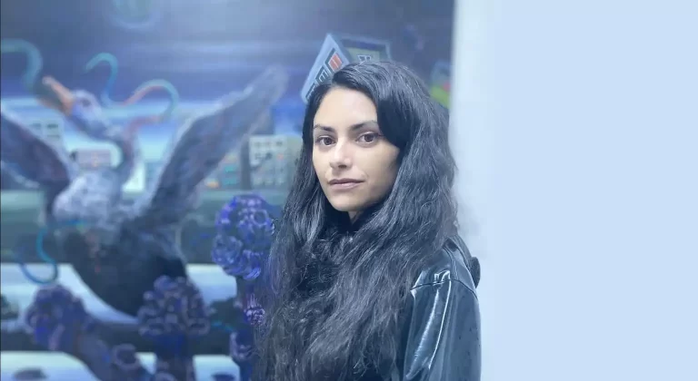 „Abia de Neatins”, cea de-a doua expoziție personală a Emmei Păvăloaia la IOMO Gallery