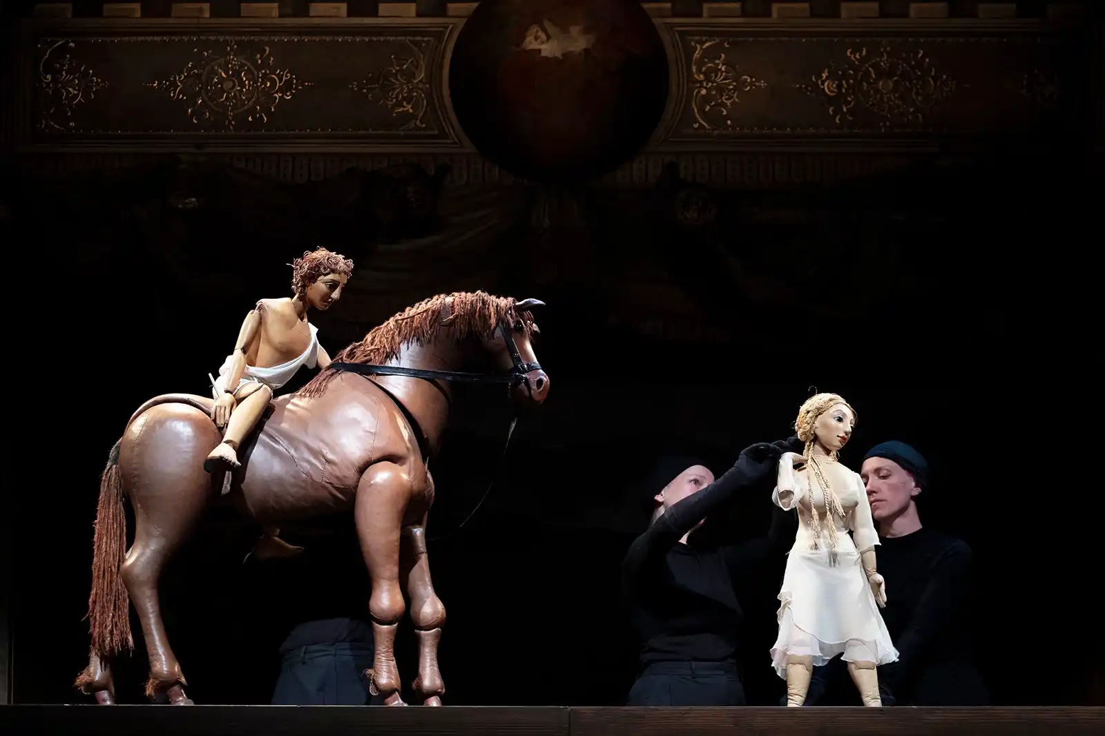 Scenă din spectacolul Venus & Adonis