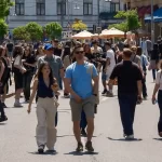 Tur ghidat, dezbatere despre reducerea riscului seismic și activități pentru public, duminică, la „Străzi Deschise – București, Promenadă urbană”