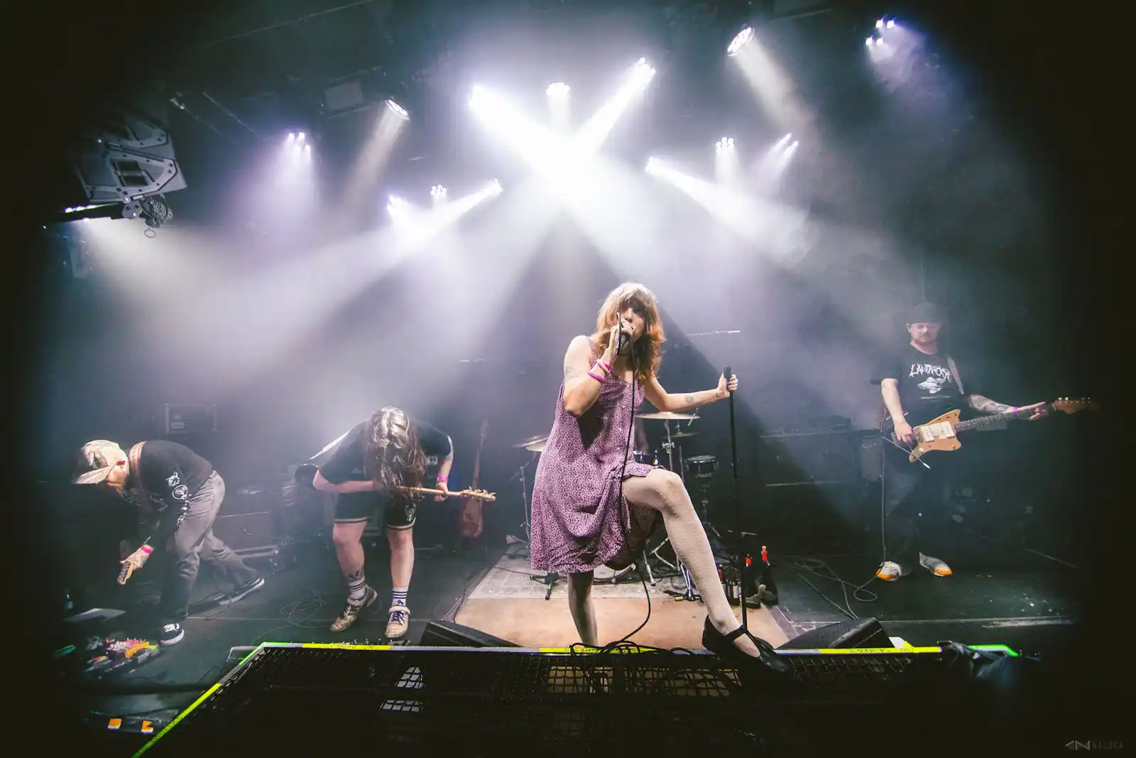 Stray Lights Festival aduce trei zile de muzică alternativă, post-punk, experimental și noise, între 31 iulie și 2 august, în București, la Control Club