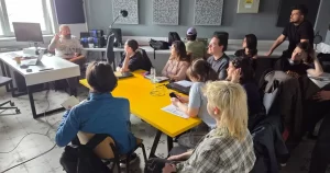 Cum se formează noua generație de game developers din România: universitățile, studiourile și studenții pregătesc viitorul industriei la Dev.Play 2026
