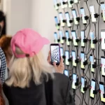 HONOR, partener de tehnologie al primei expoziții Andrei Tripșa, în cadrul Bucharest Design Festival 2026