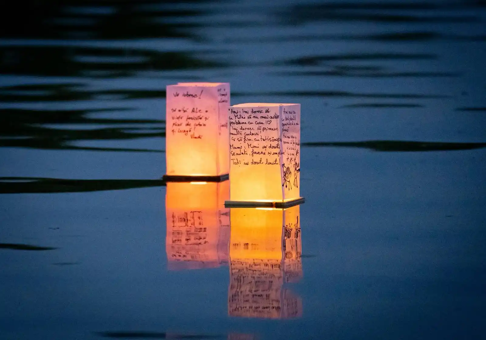 Mii de lampioane vor lumina Lacul Titan - WishFest, cel mai spectaculos festival al dorințelor revine la București