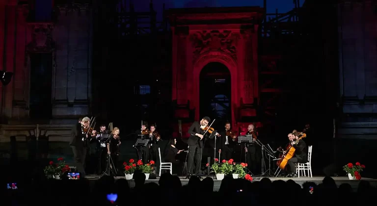 Stradivarius la Domeniul Cantacuzino 2026