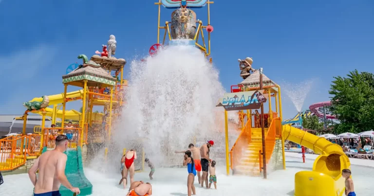Divertiland Water Park se redeschide pe 18 iunie 2026 – Vara aceasta se poartă RETRO!